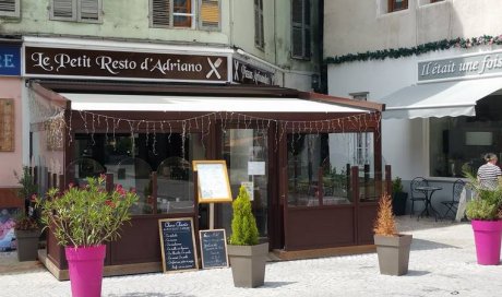 Terrasse restaurant à Moutiers