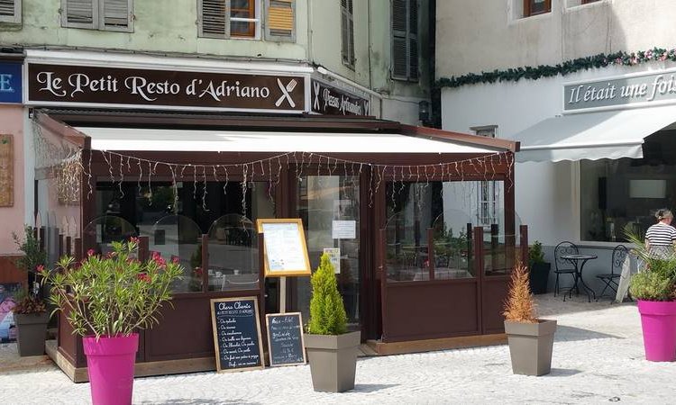 Terrasse restaurant à Moutiers